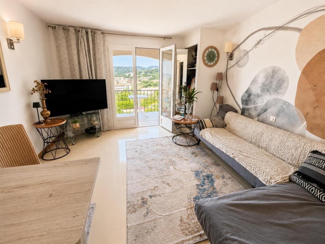 Appartement à vendre, 40m², Roquebrune-sur-Argens
