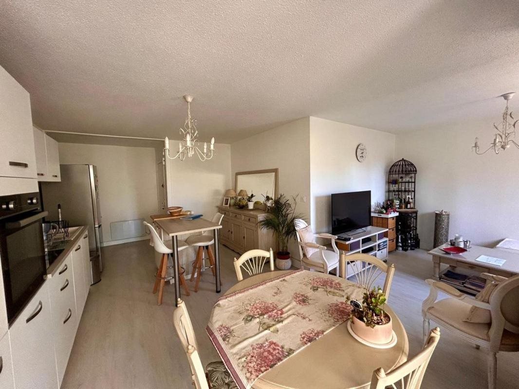 Appartement à vendre, 76m², Fréjus