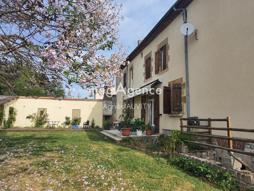 Maison à vendre, 180m², Bézenet