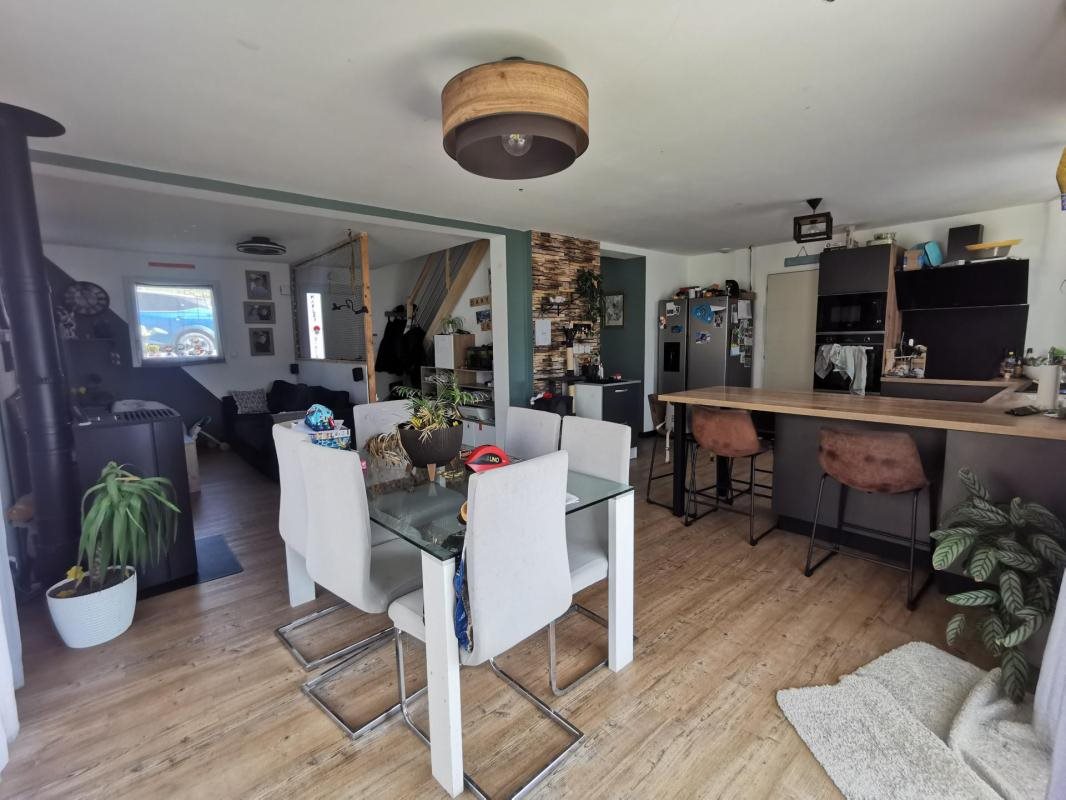 Maison à vendre, 101m², Plonévez-Porzay