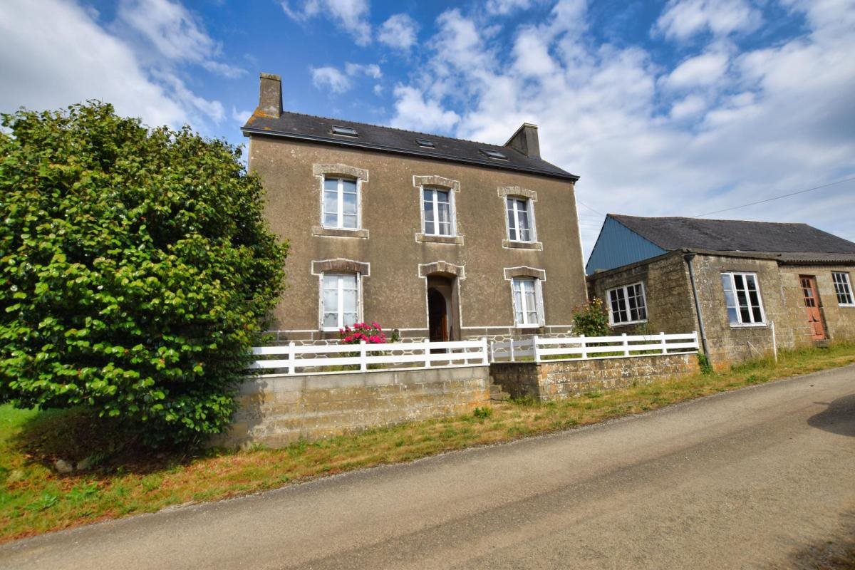 Maison à vendre, 181m², Plonévez-Porzay