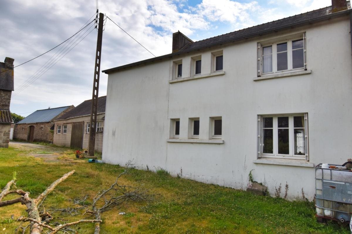 Maison à vendre, 181m², Plonévez-Porzay
