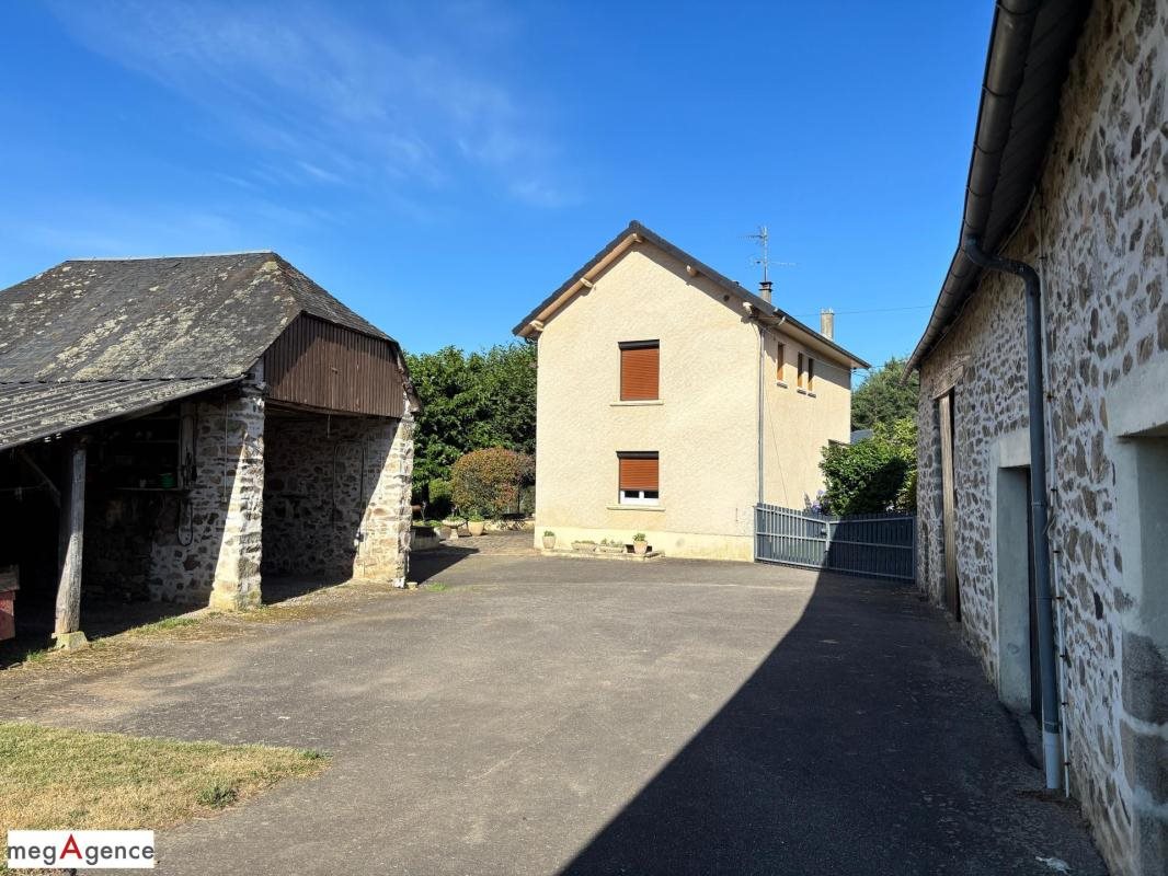 Maison à vendre, 108m², Saint-Germain-les-Vergnes