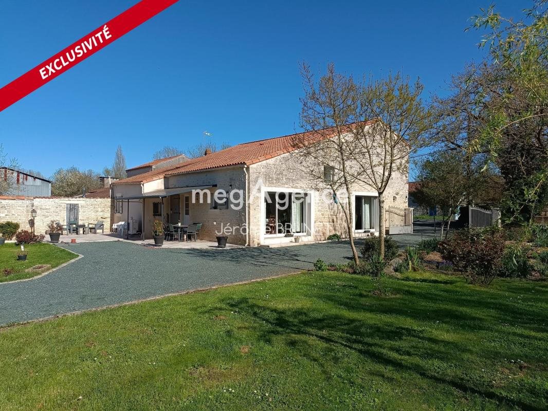 Maison à vendre, 235m², Nalliers