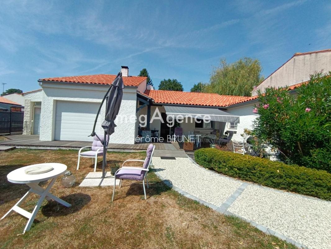 Maison à vendre, 131m², Moutiers-les-Mauxfaits