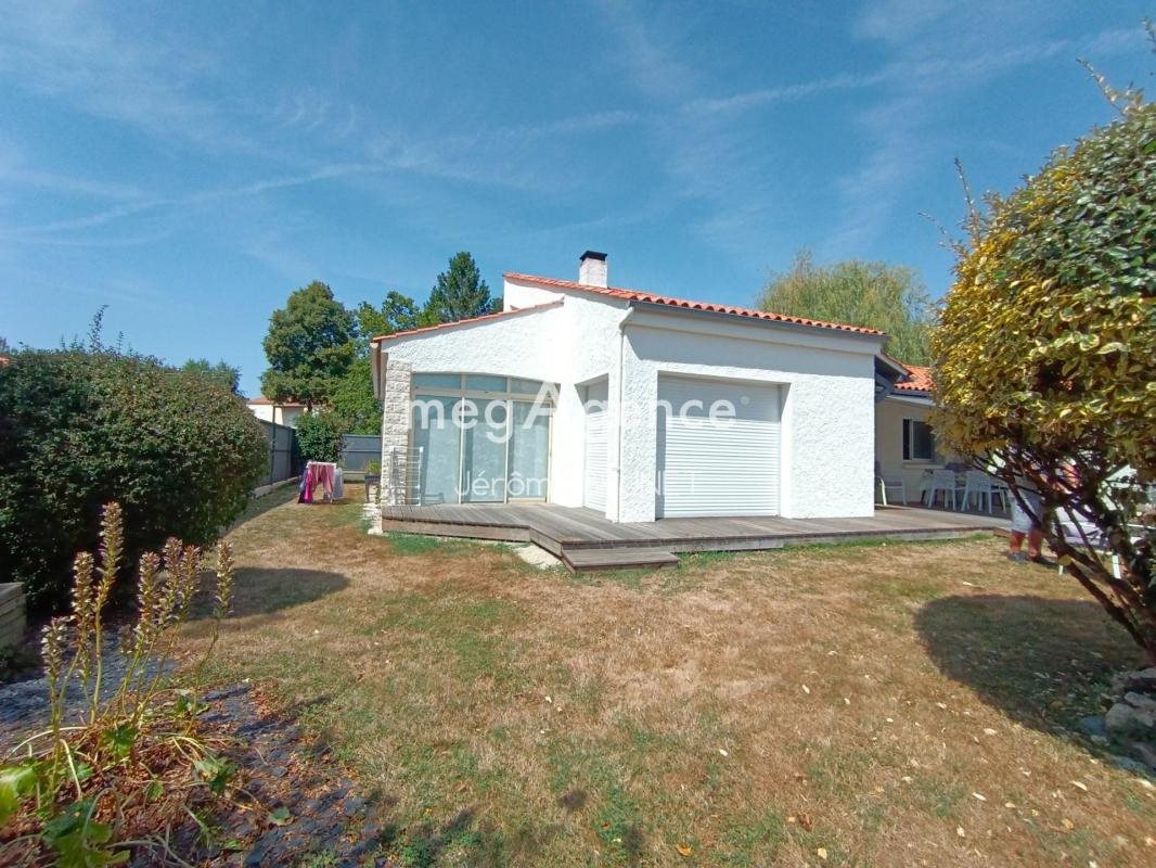 Maison à vendre, 131m², Moutiers-les-Mauxfaits