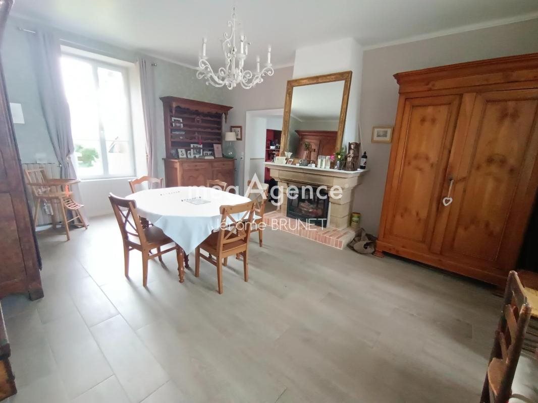 Maison à vendre, 206m², Nalliers