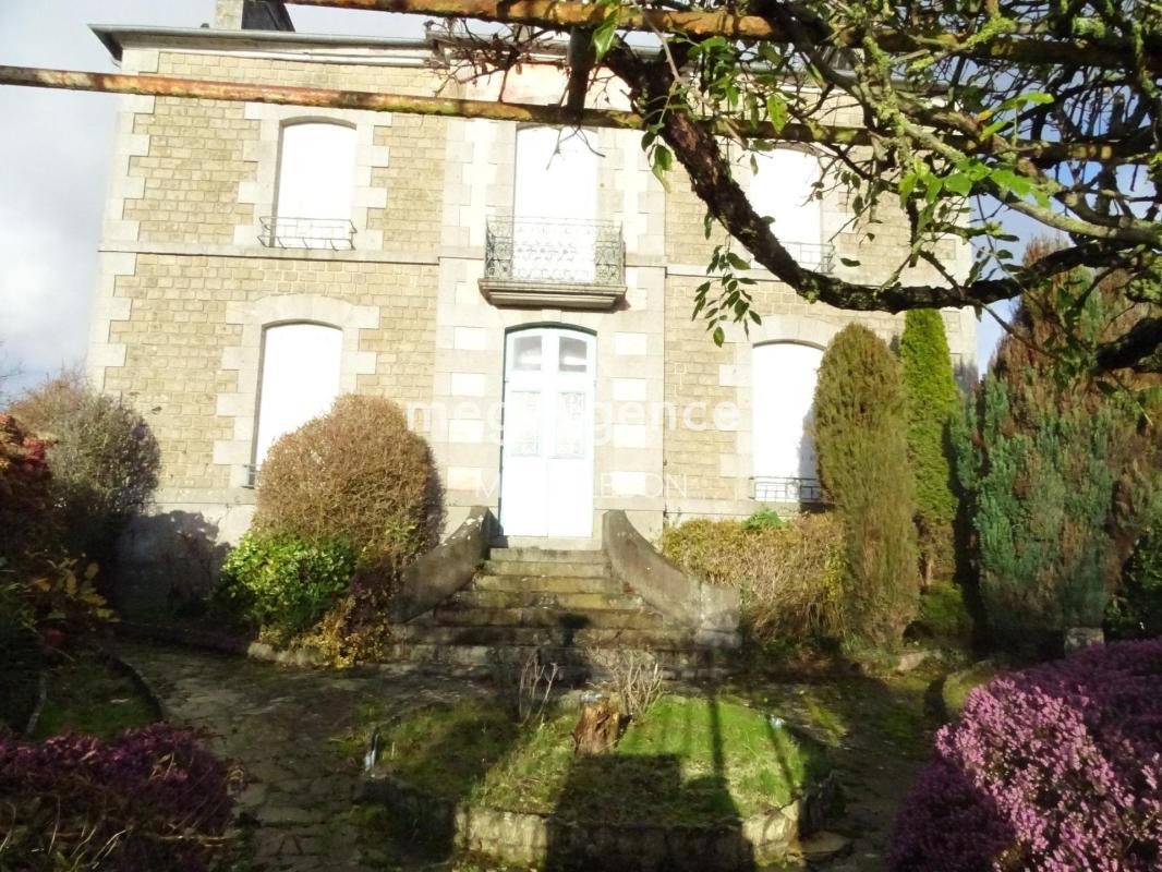 Maison à vendre, 205m², Louvigné-du-Désert
