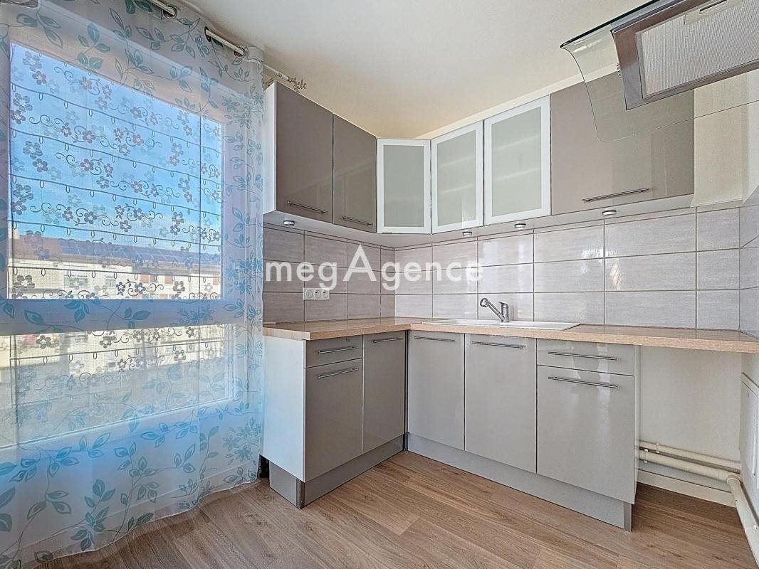 Appartement à vendre, 44m², Les Mureaux
