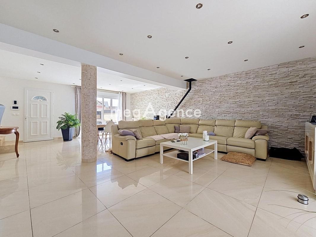 Maison à vendre, 178m², Ouerre