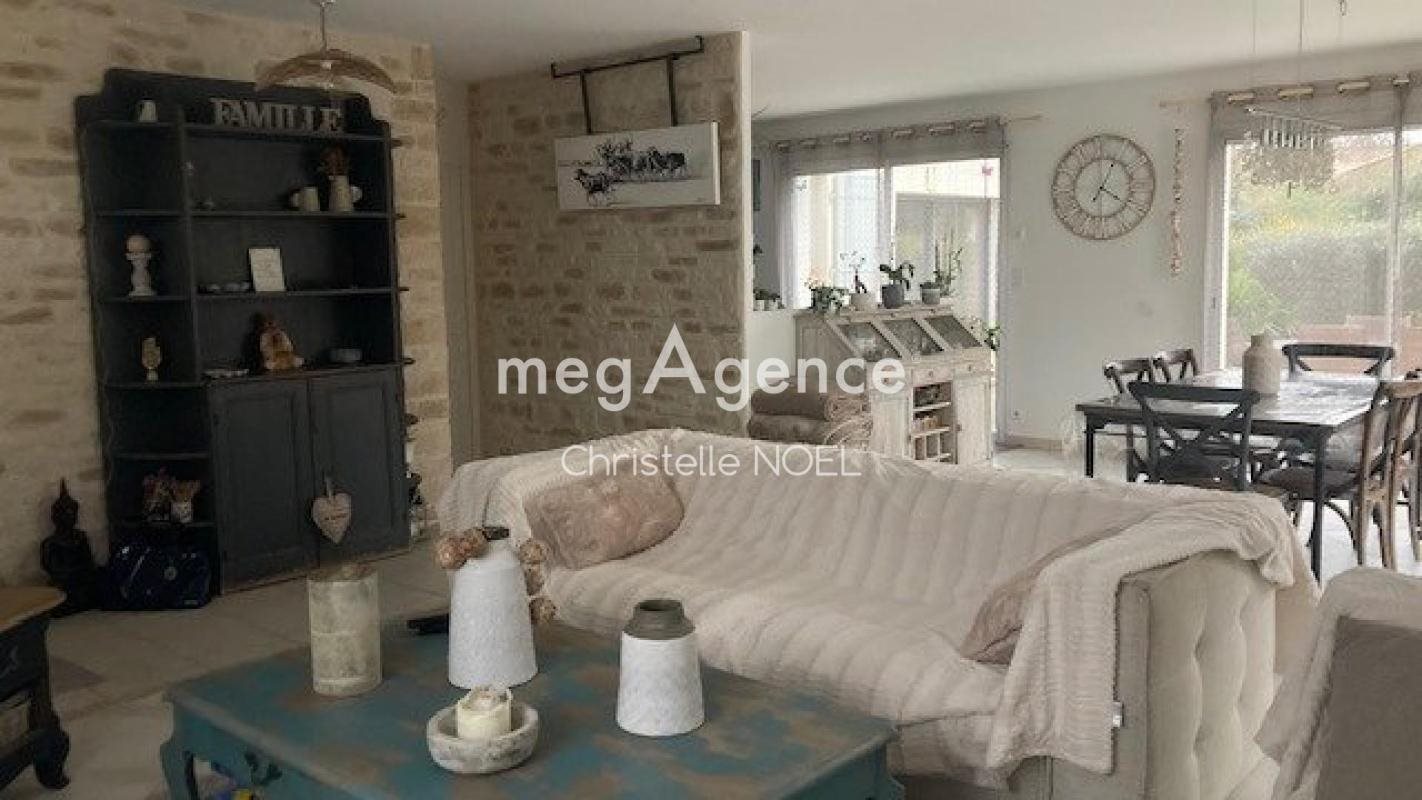 Maison à vendre, 123m², Sainte-Gemme-la-Plaine