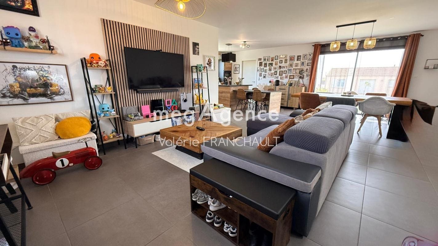 Maison à vendre, 108m², Sainte-Gemme-la-Plaine