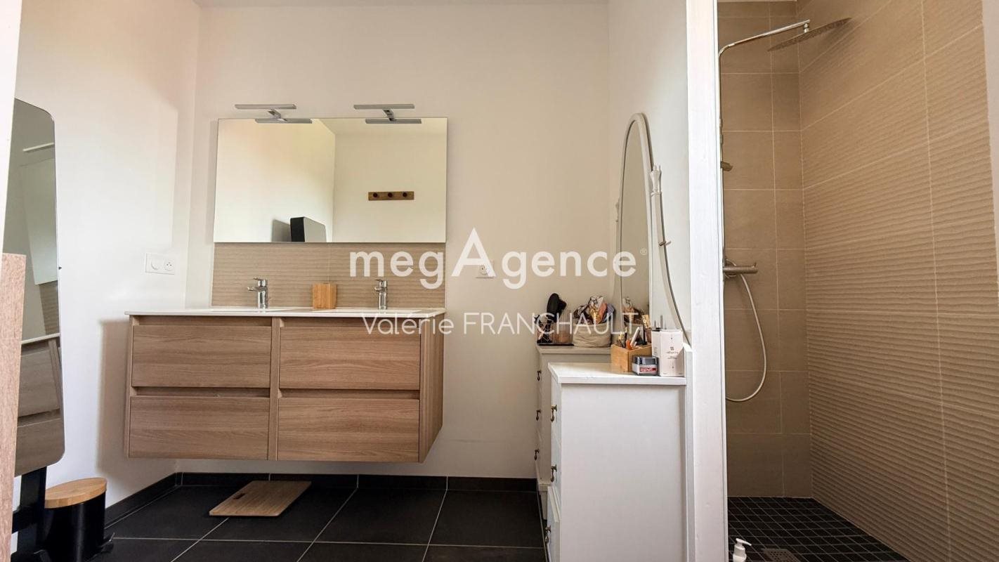 Maison à vendre, 108m², Sainte-Gemme-la-Plaine