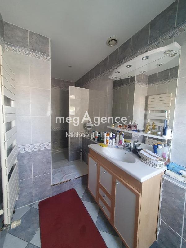 Maison à vendre, 104m², Saint-Berthevin