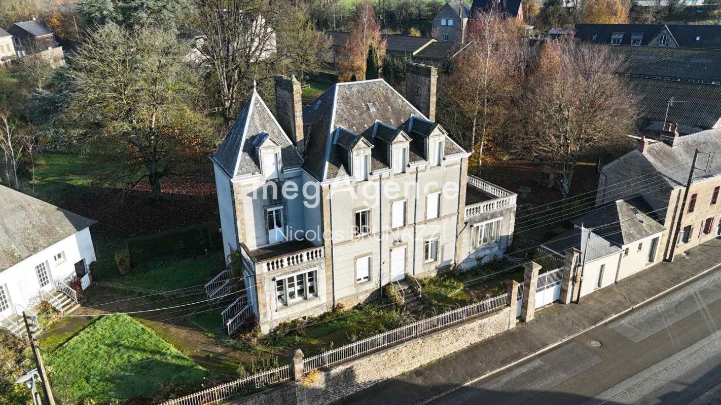 Maison à vendre, 361m², Ambrières-les-Vallées