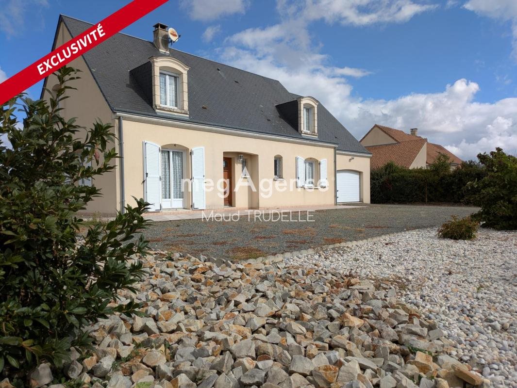 Maison à vendre, 146m², Louplande