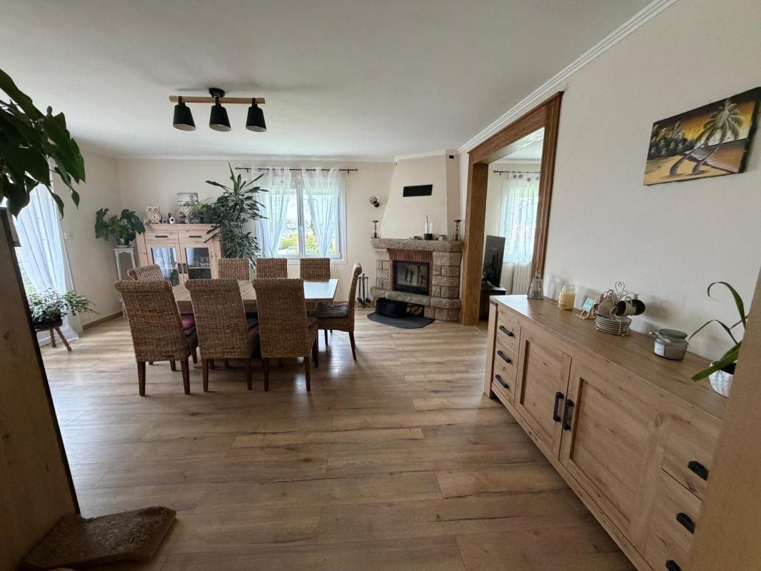 Maison à vendre, 125m², Évellys