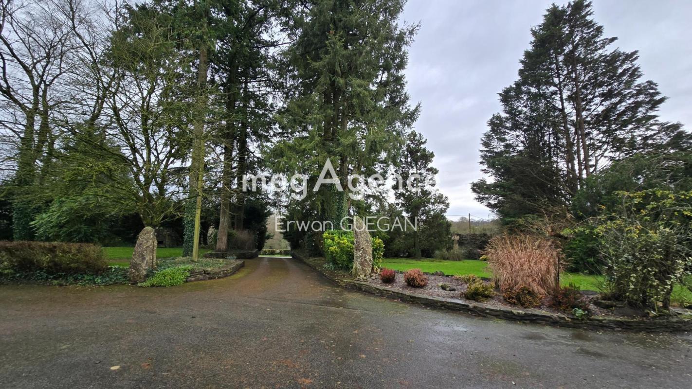 Maison à vendre, 393m², Kergrist-Moëlou