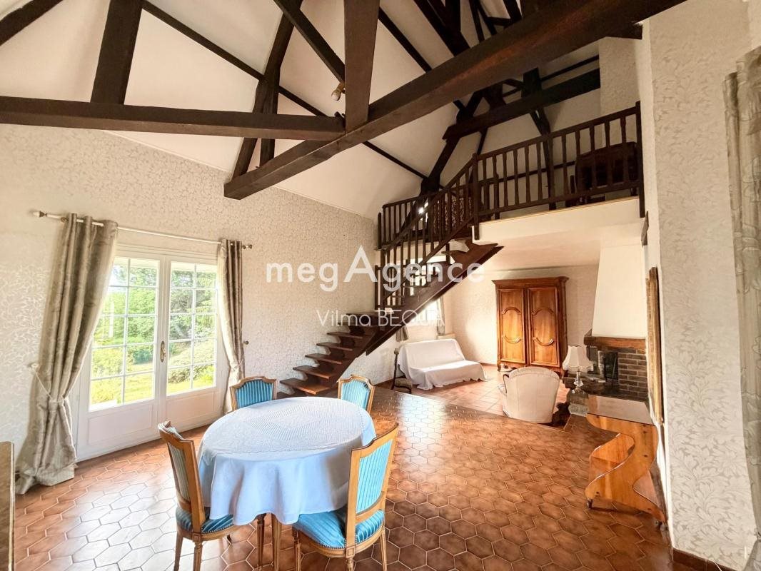 Maison à vendre, 140m², Pont-sur-Yonne