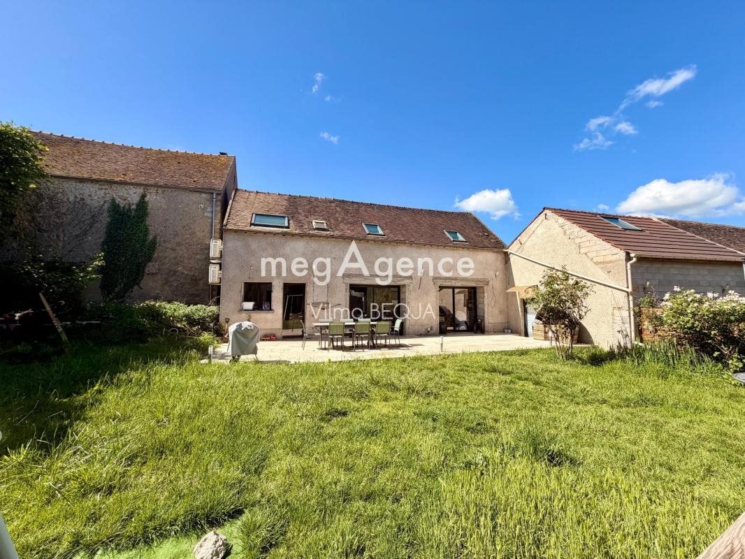 Maison à vendre, 246m², Villeblevin