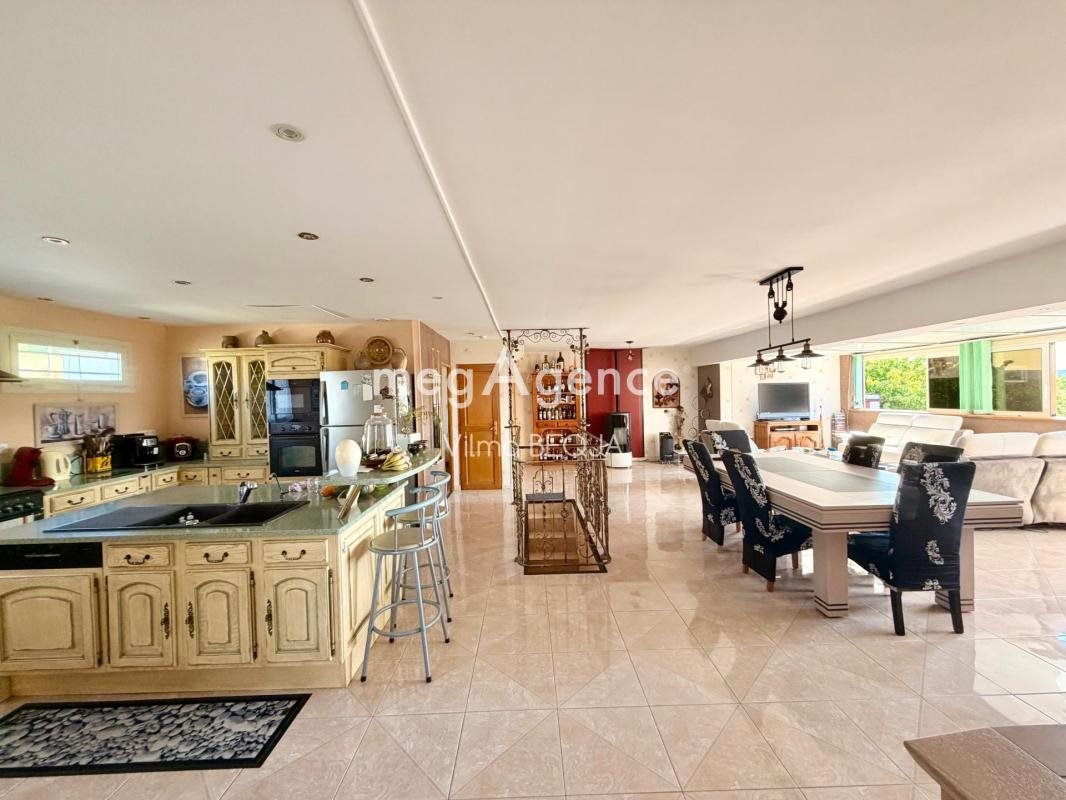 Maison à vendre, 270m², Véron