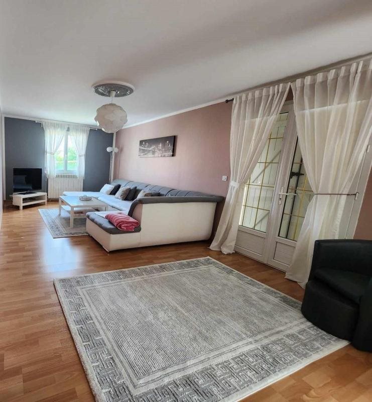 Maison à vendre, 173m², Courtois-sur-Yonne