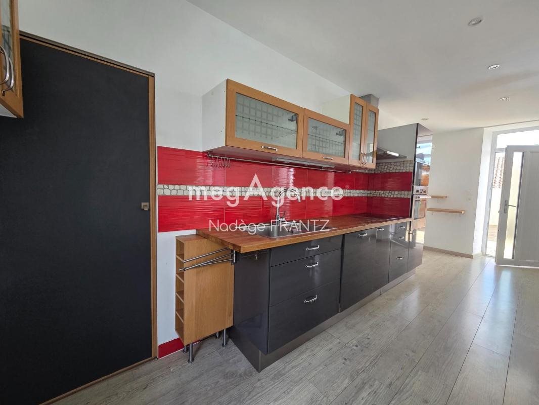 Maison à vendre, 140m², Saint-Savinien
