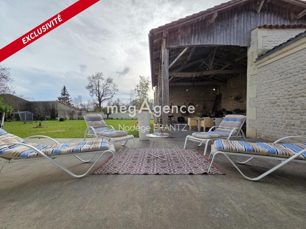 Maison à vendre, 371m², Loiré-sur-Nie