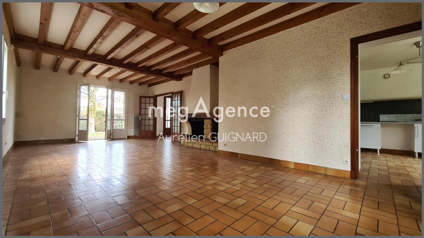 Maison à vendre, 151m², Bressuire