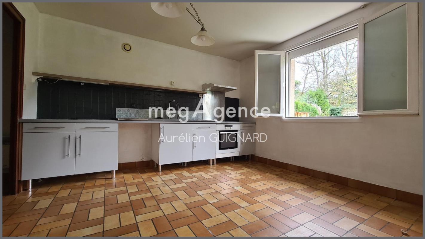 Maison à vendre, 151m², Bressuire