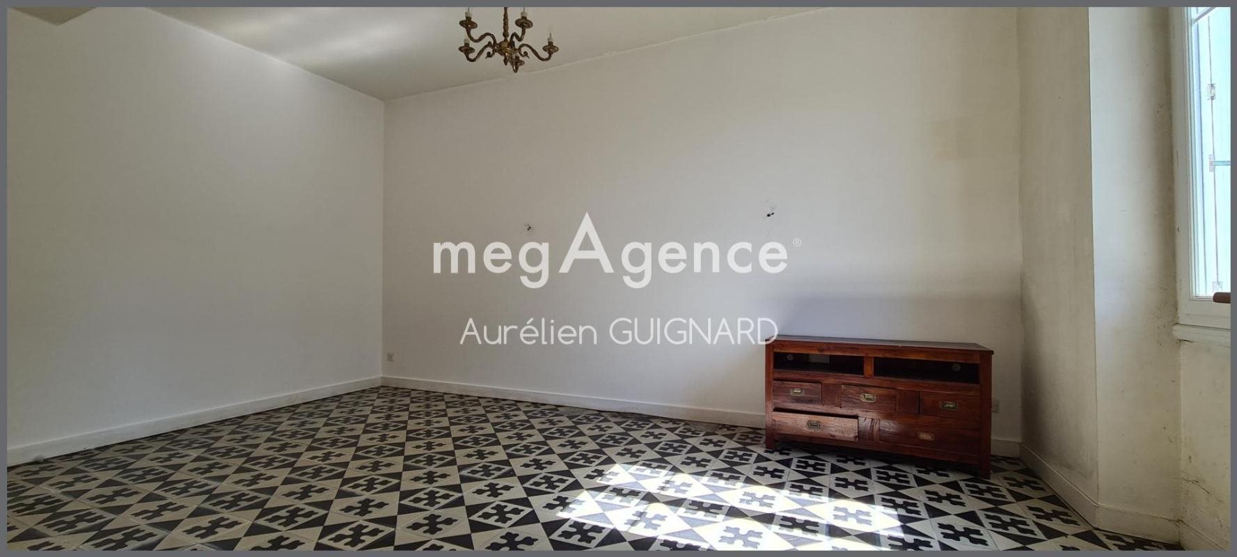 Maison à vendre, 121m², Argentonnay