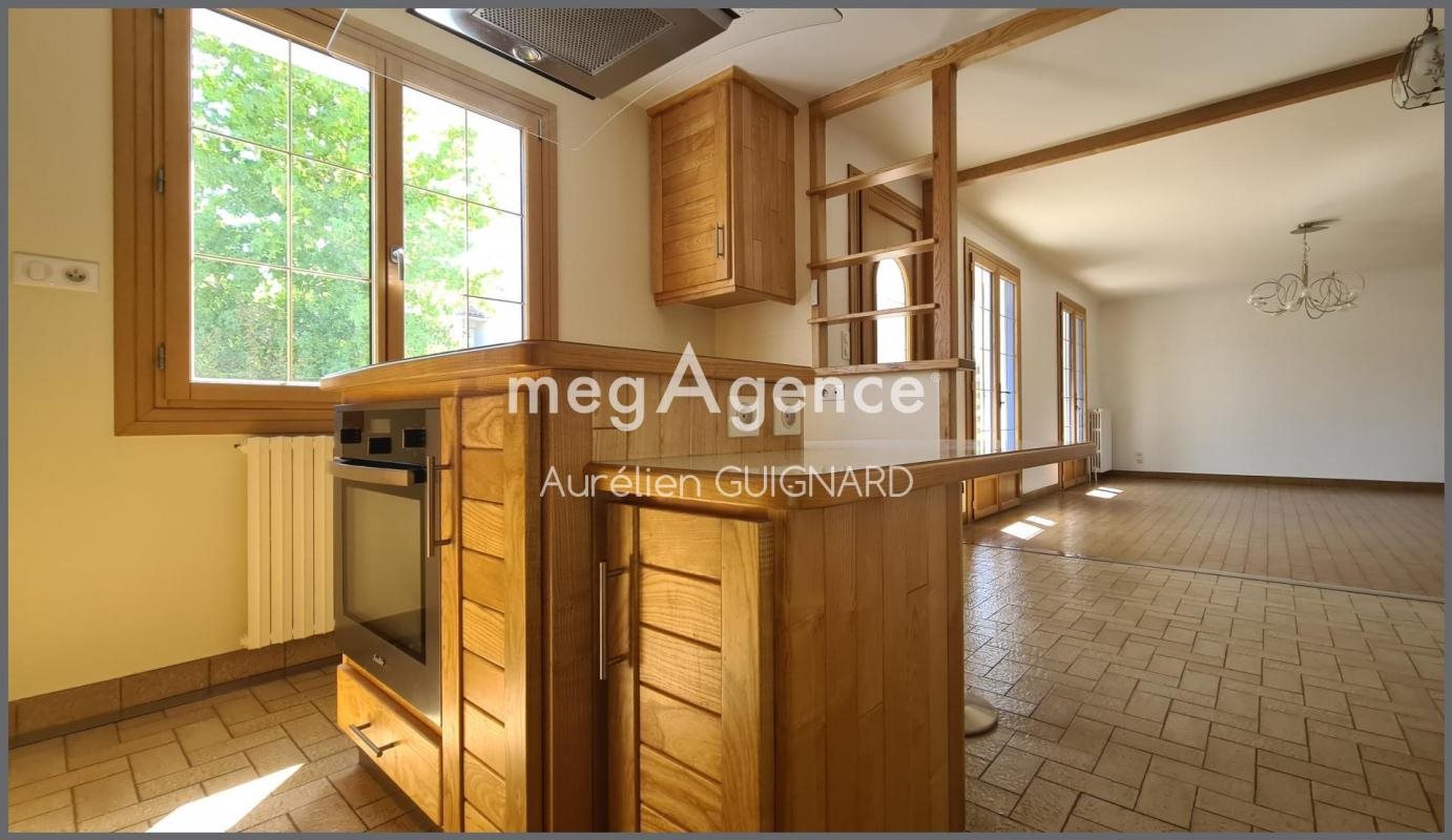 Maison à vendre, 138m², Bressuire