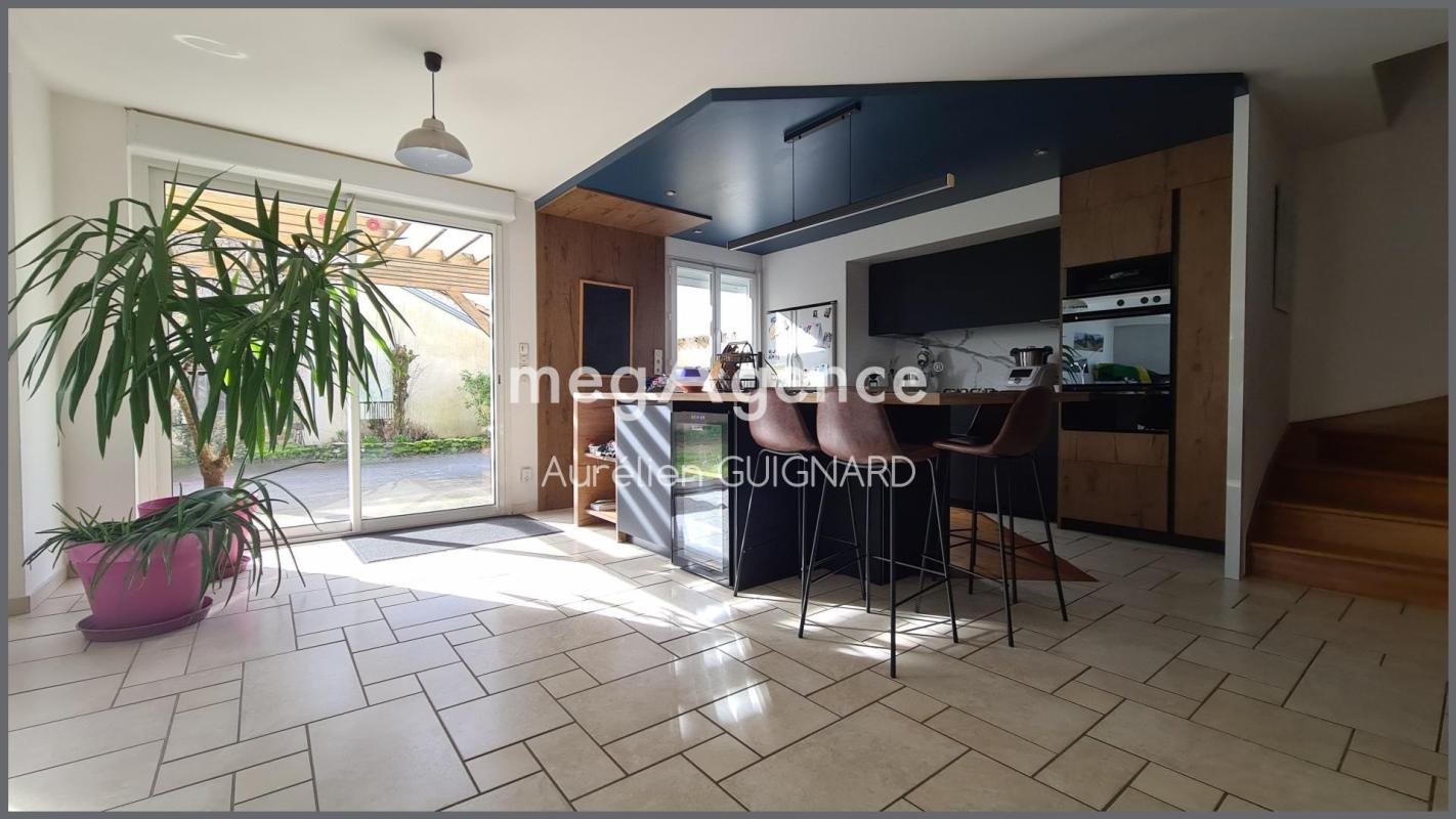 Maison à vendre, 189m², Bressuire