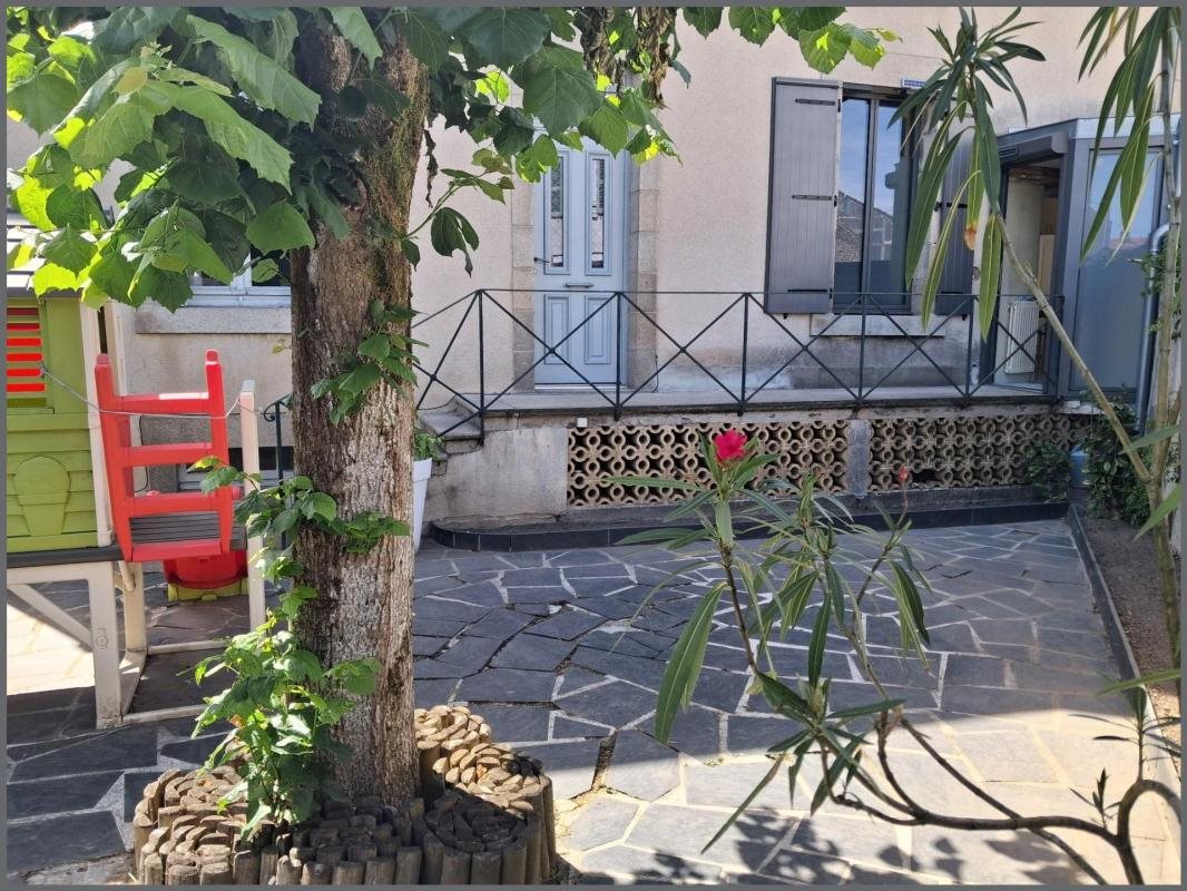 Maison à vendre, 160m², Bressuire