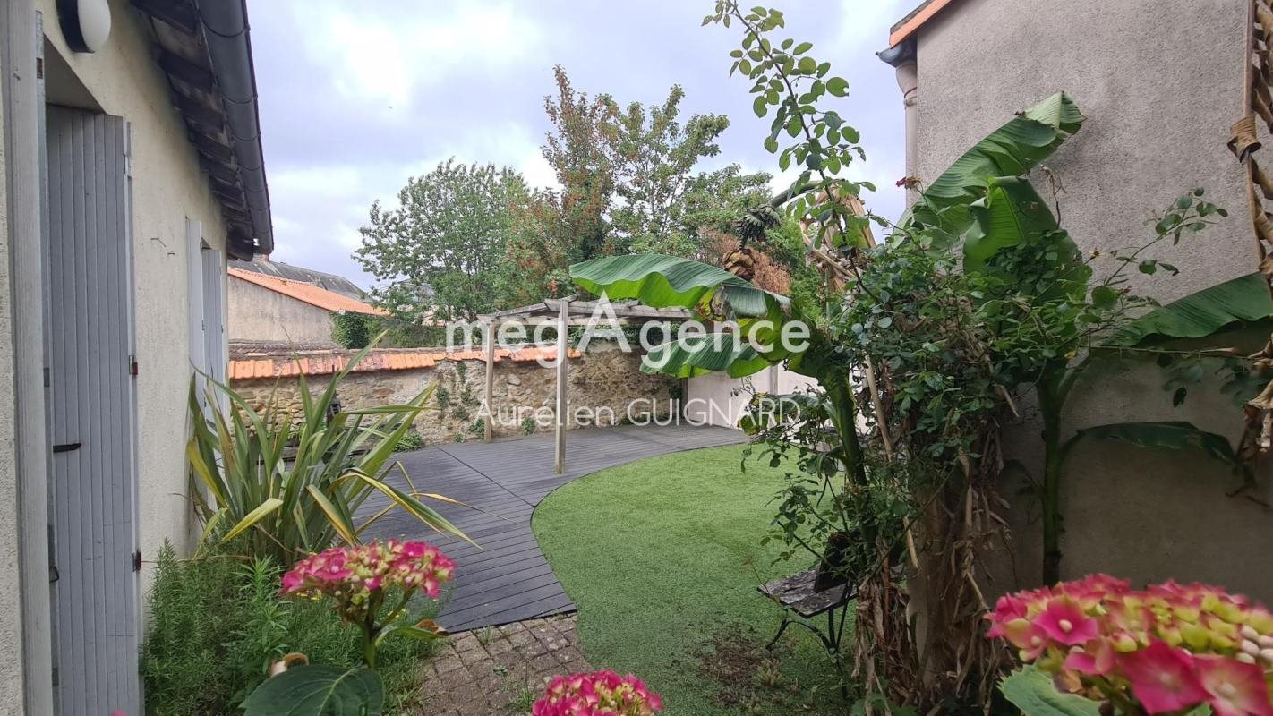 Maison à vendre, 127m², Bressuire
