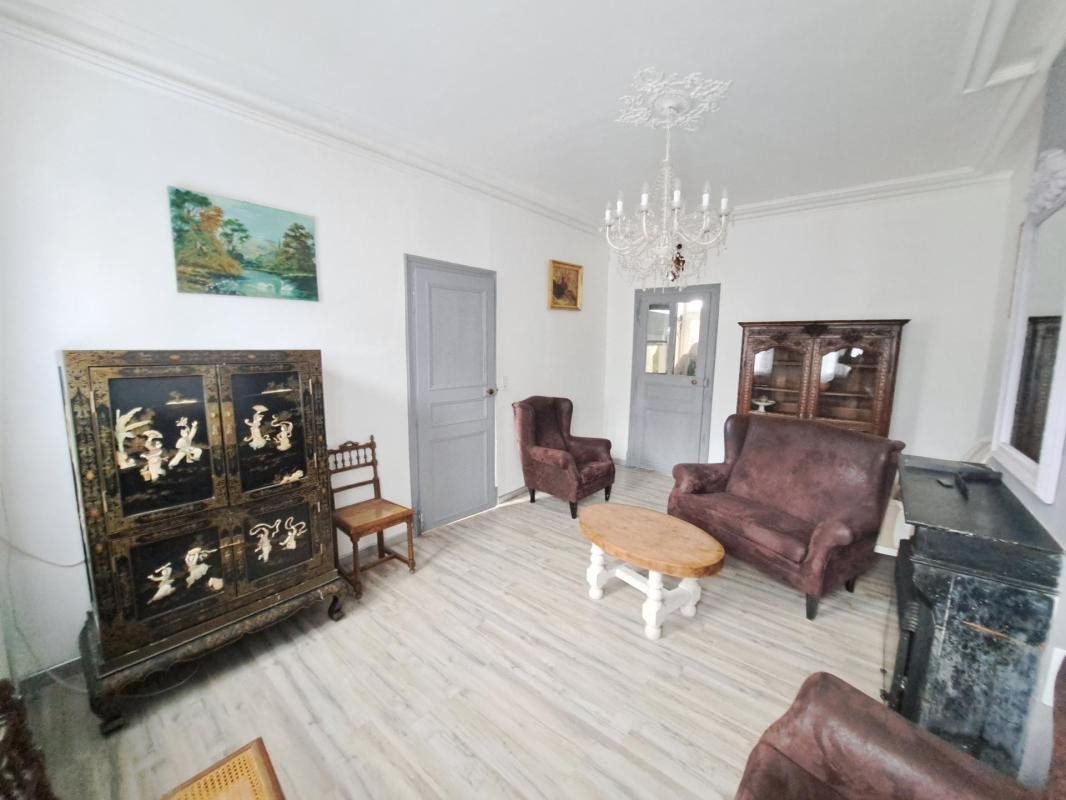 Maison à vendre, 106m², Moulins-la-Marche