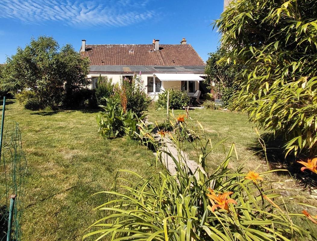 Maison à vendre, 111m², Arcisses