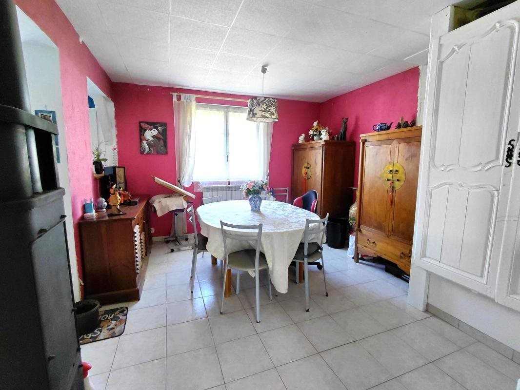 Maison à vendre, 111m², Arcisses