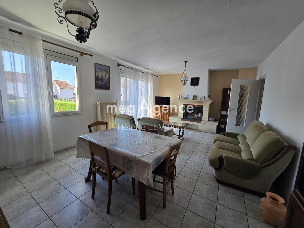 Maison à vendre, 88m², Evron