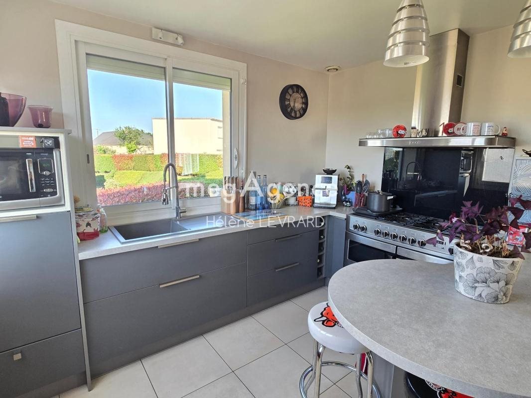Maison à vendre, 115m², Evron
