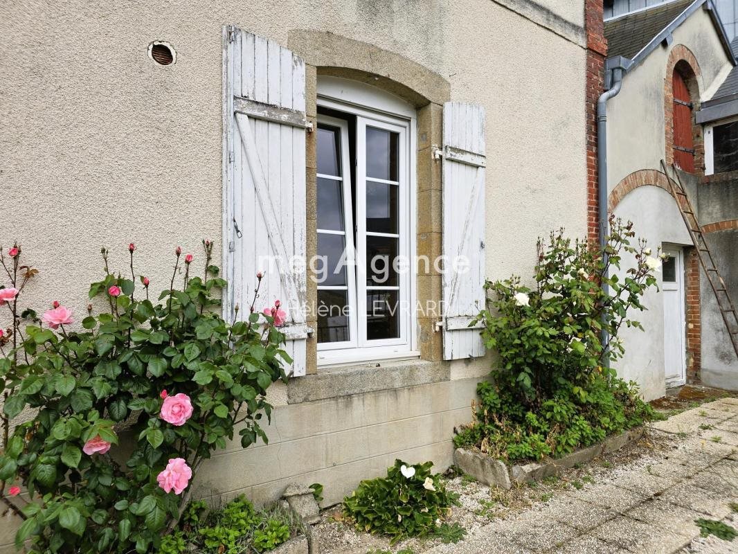 Maison à vendre, 113m², Sainte-Gemmes-le-Robert