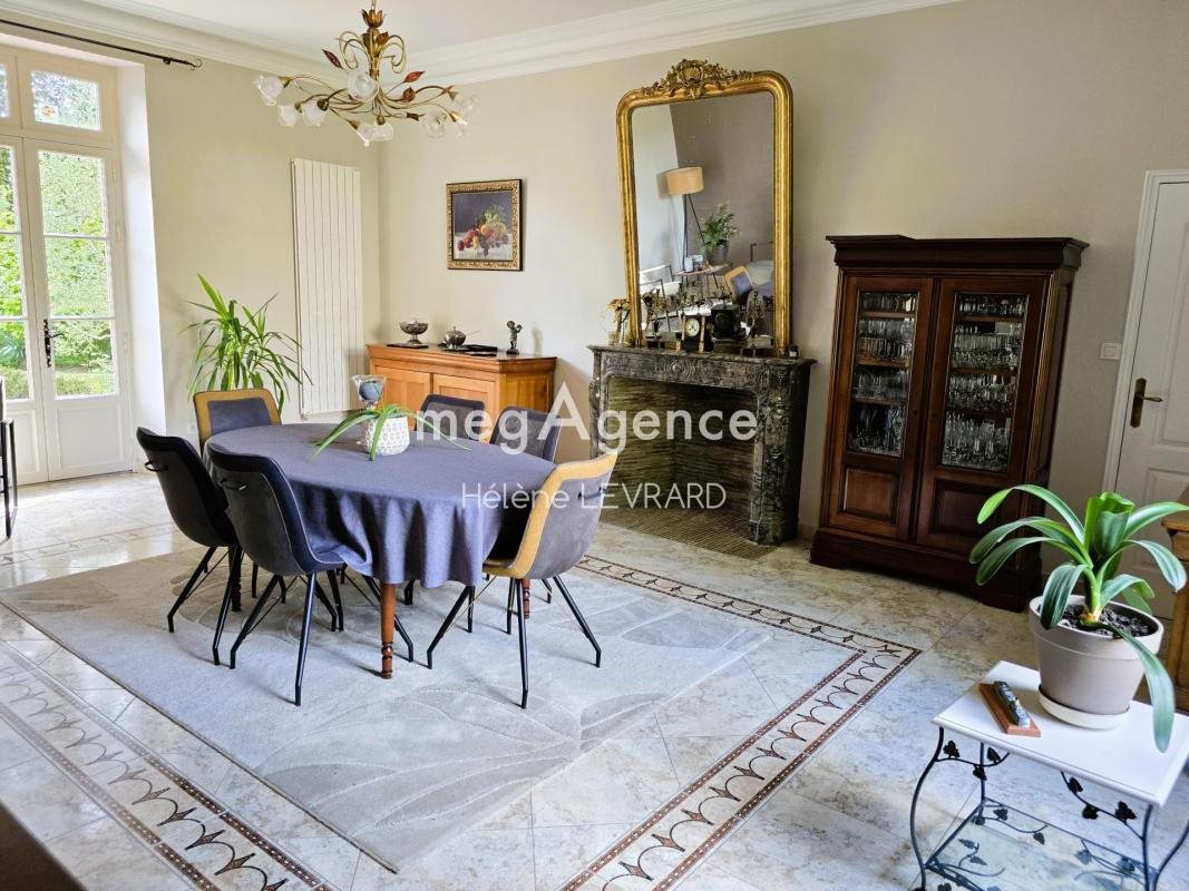Maison à vendre, 263m², Evron