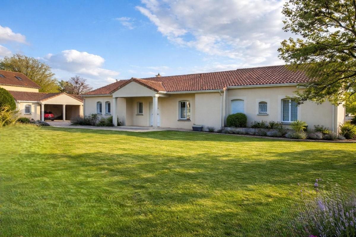 Maison à vendre, 322m², Pleumartin
