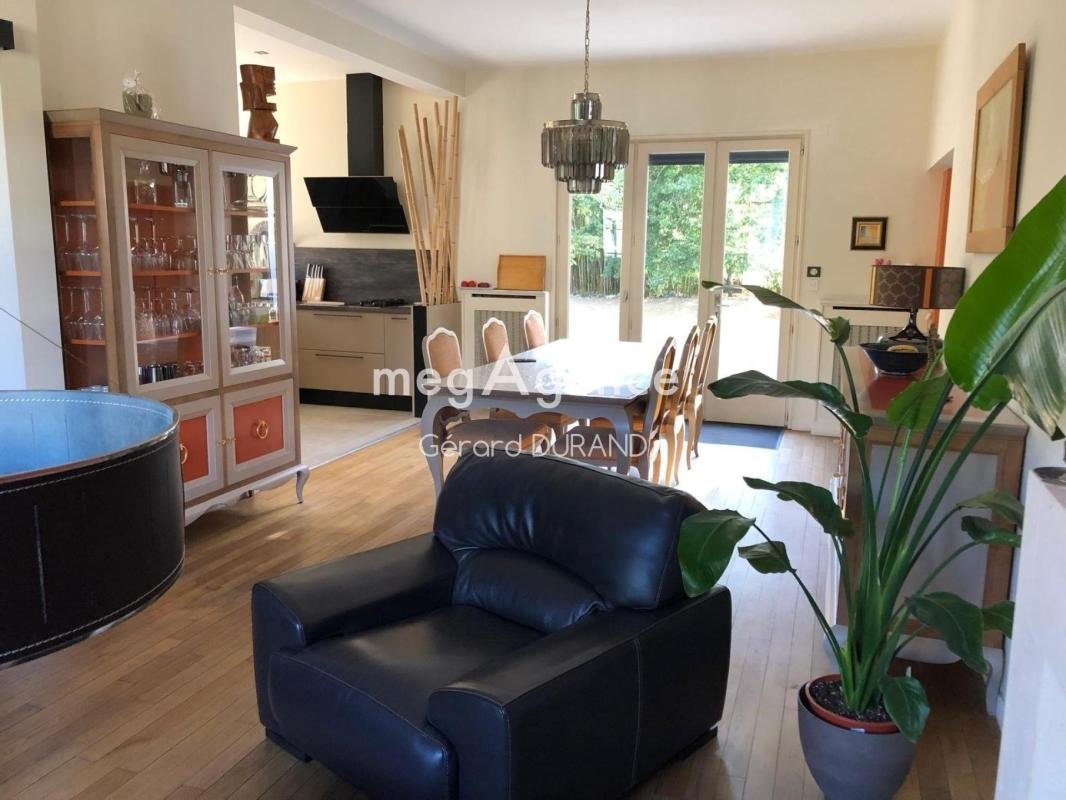 Maison à vendre, 158m², Les Ormes