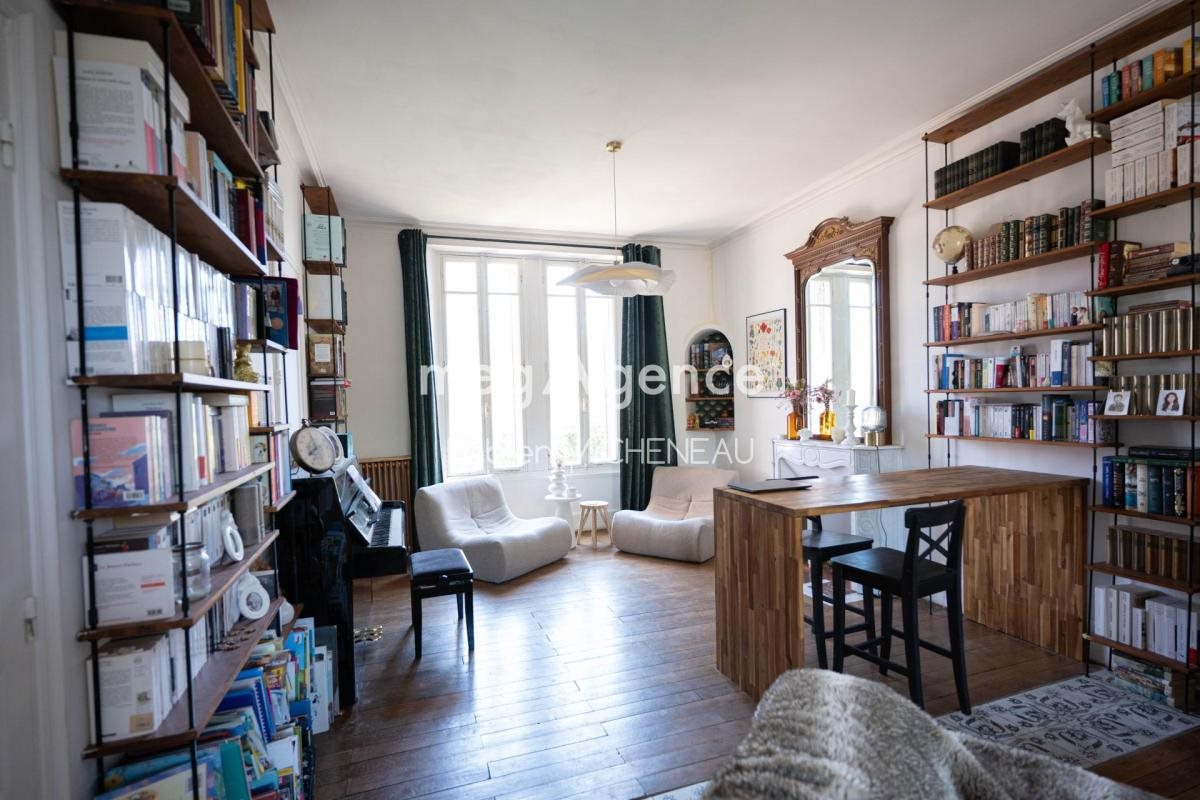 Maison à vendre, 202m², Le May-sur-Evre