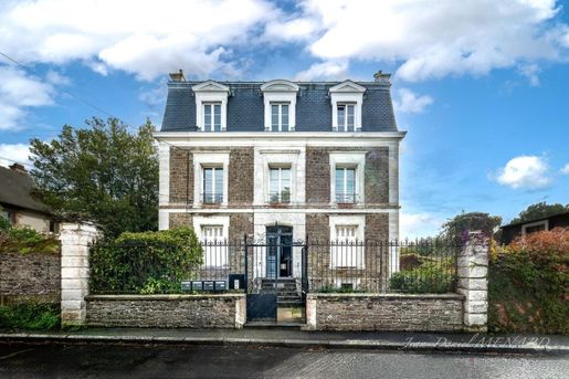 Appartement 4 pièces 102 m² · à Saint-Malo · 102 m² · 378 000 €
