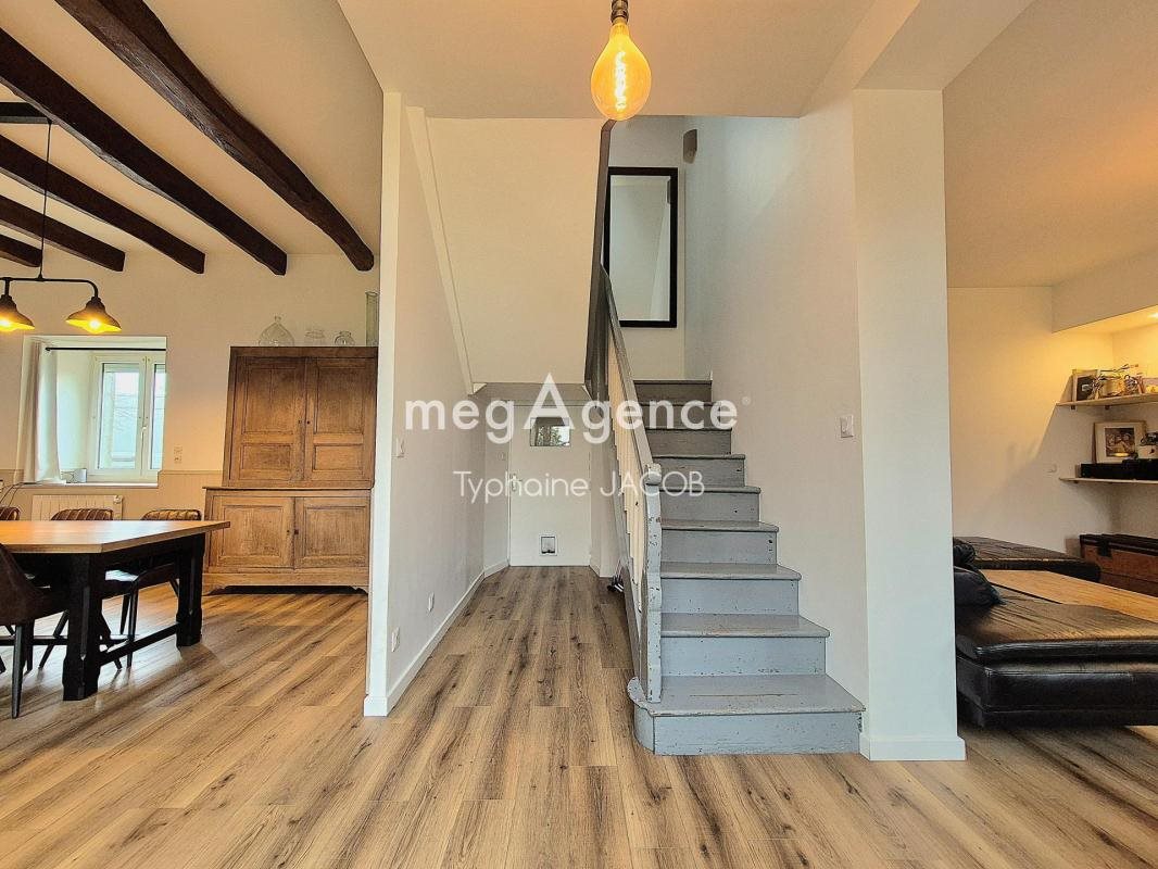 Maison à vendre, 223m², Ploëzal