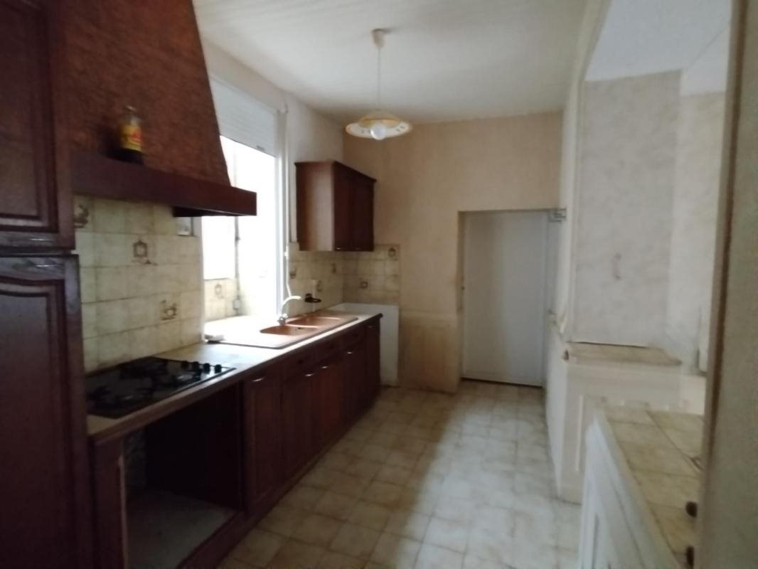Maison à vendre, 90m², Souligné-Flacé