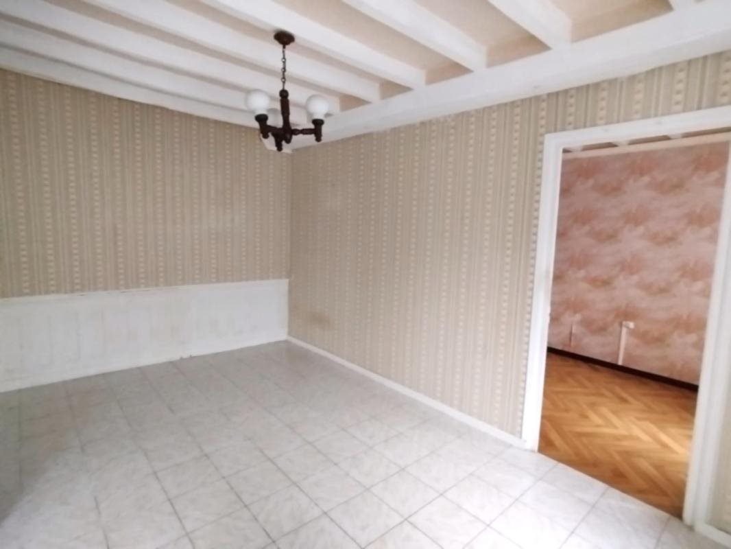 Maison à vendre, 90m², Souligné-Flacé
