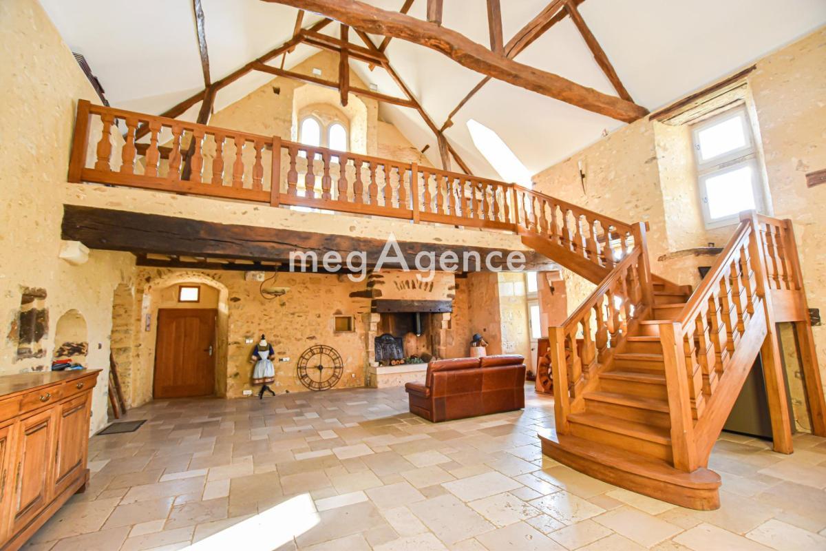 Maison à vendre, 268m², Souligné-Flacé